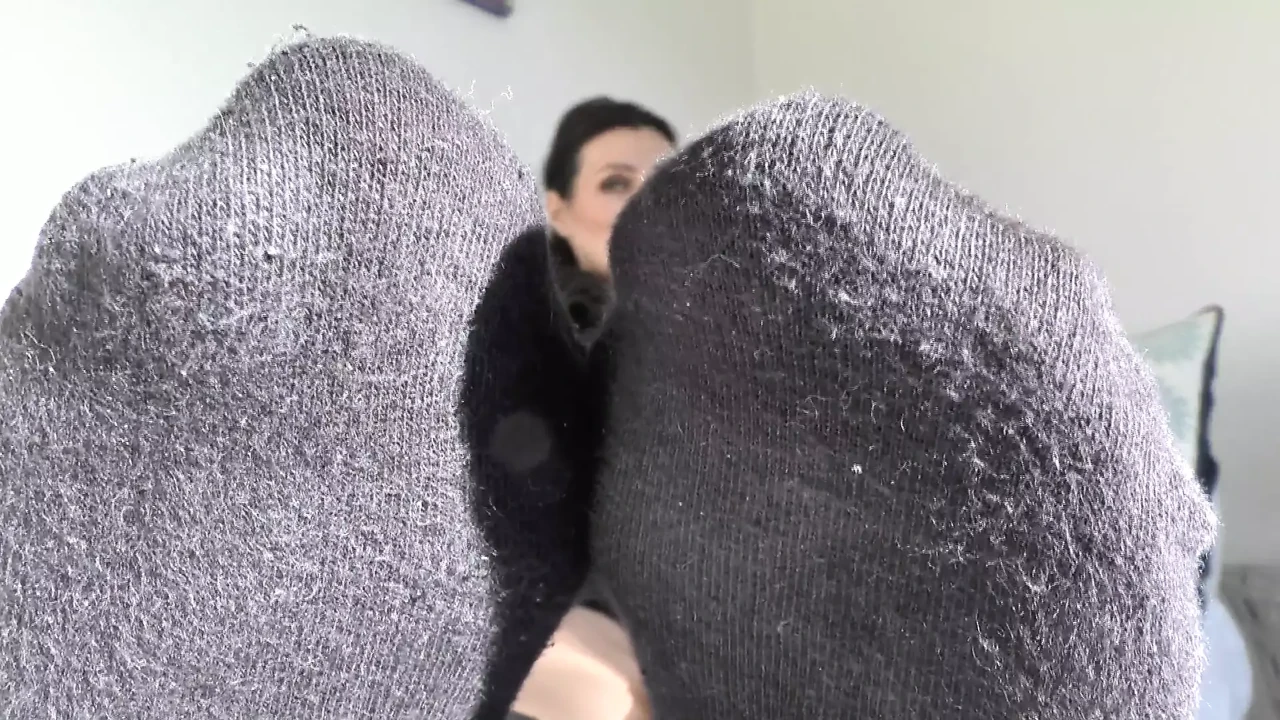 Show Your Extreme Love for Socks! Lady Victoria Valente