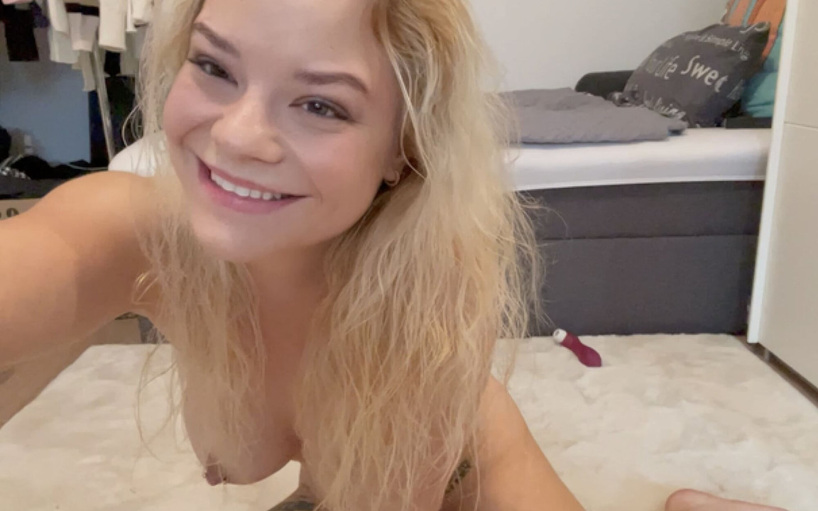 Double Penetration with a Hot Blonde Teen with Big Tits!