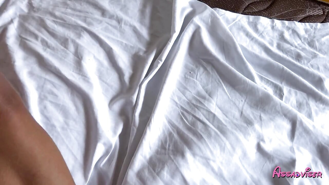 Lara Rouge - 流行歌手的第二份工作