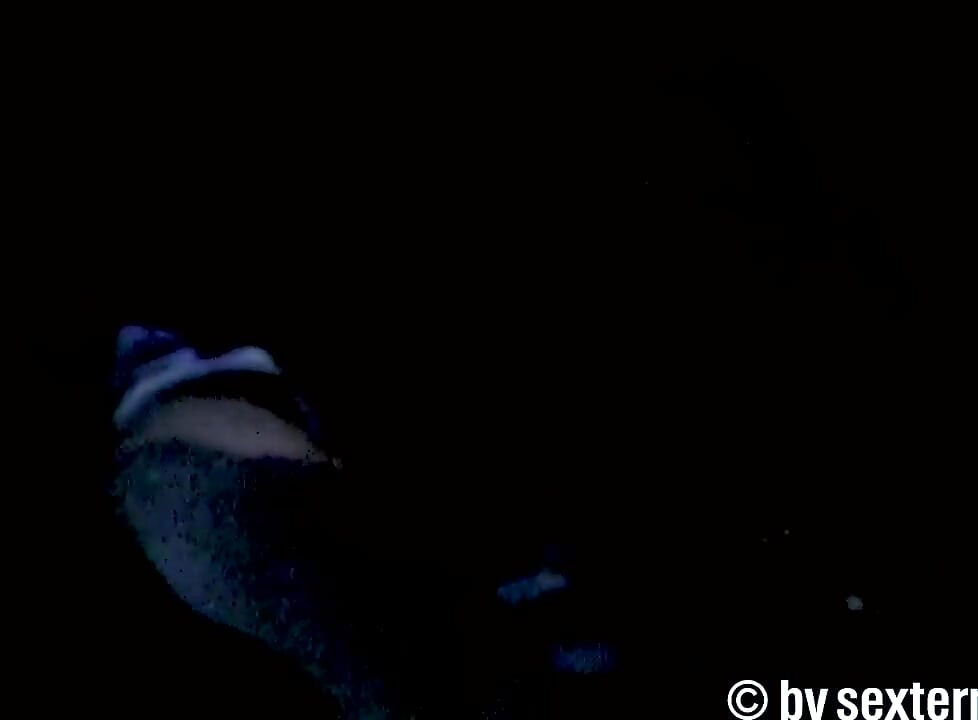 Perverted MILF Wants to Pop in the Car