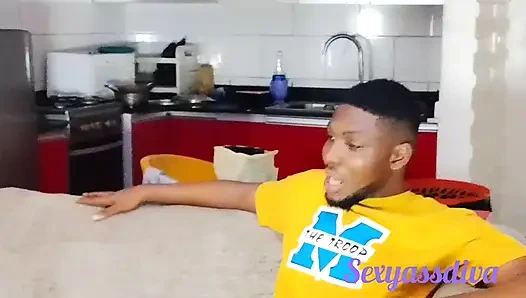 Burası benim ofisim onu sikip tanığın olmamı sağlayabilirsin