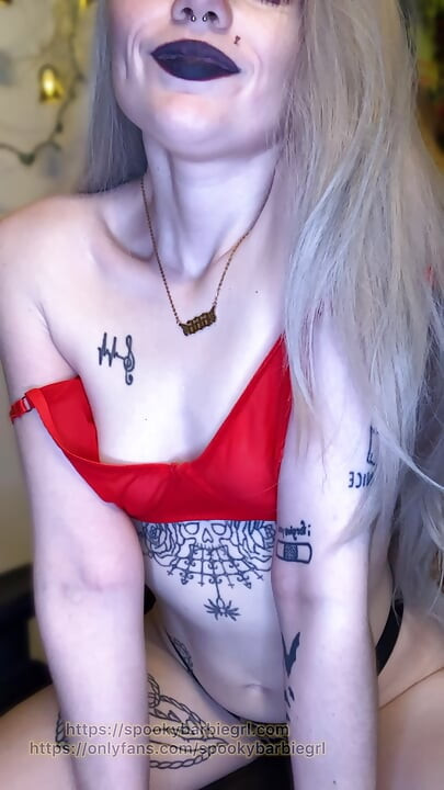 詭異的芭比格 哥特家庭殘骸 JOI - 在你老婆回家之前打個手槍