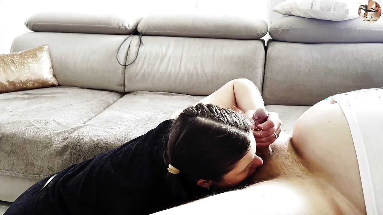 Amateur Cumslut Blowjob Queen Sucks and Swallows