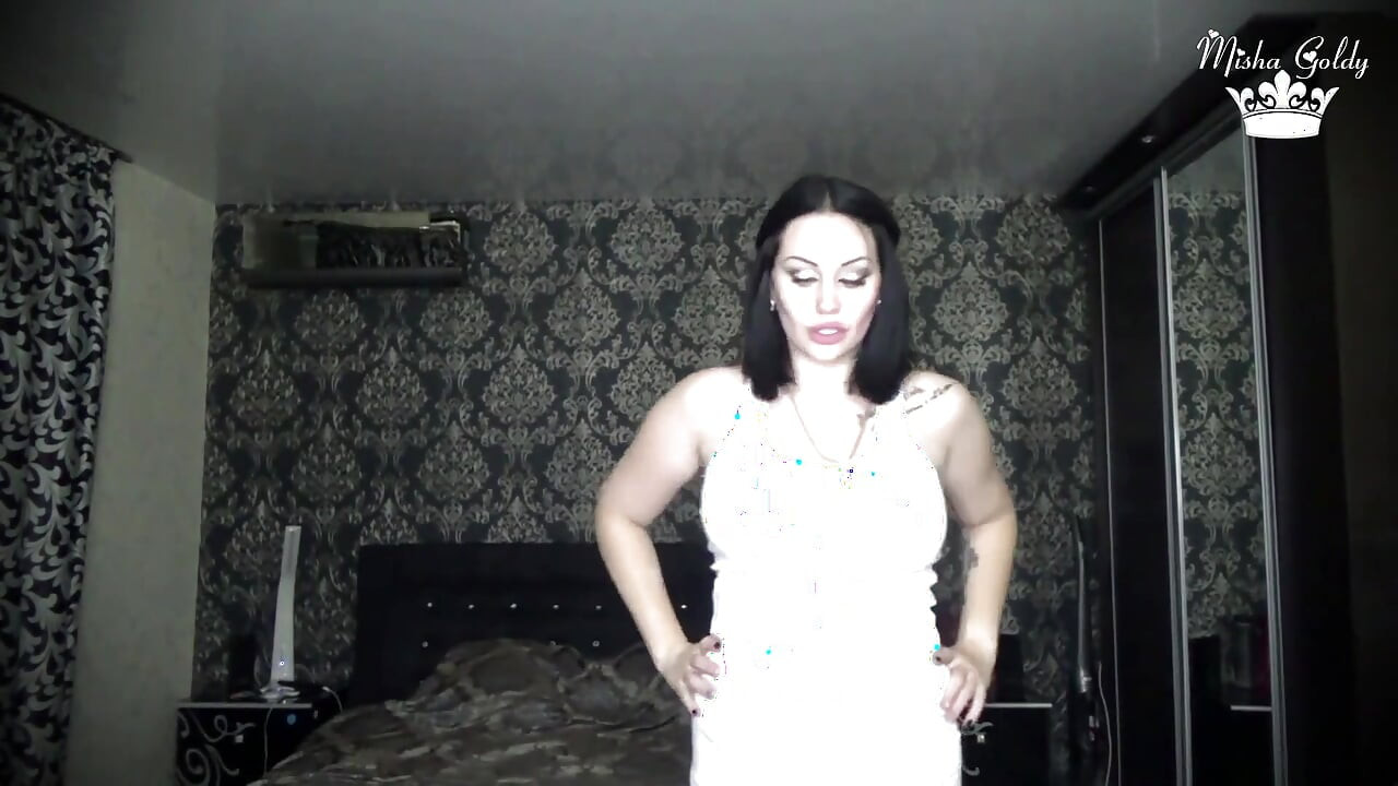 Strong shoulders muscles worship! Sport motivation for pathetic loser like you !