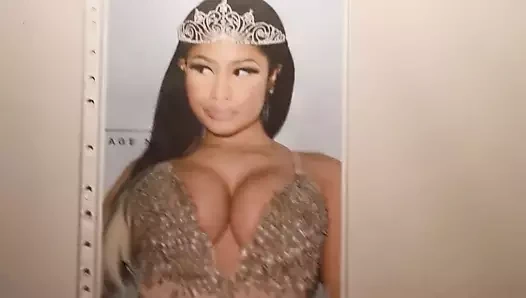 Nicki minaj boşalma anısına 5