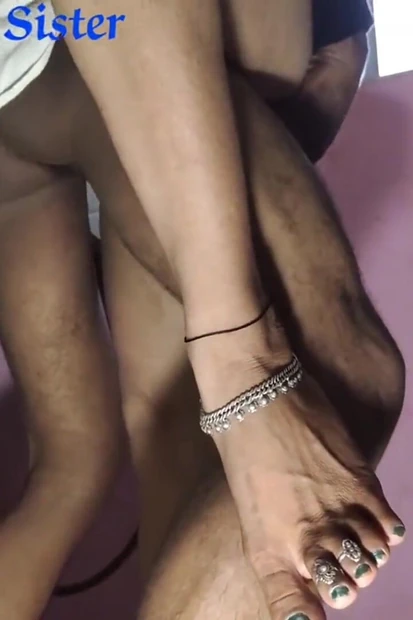 Hot Desi Bhabhi Fuckiing in Kitchen