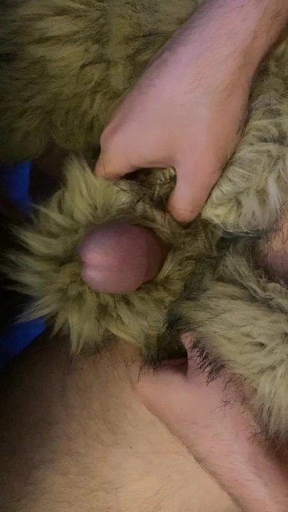 Fucking a dirty Fur Collar full of old Cum