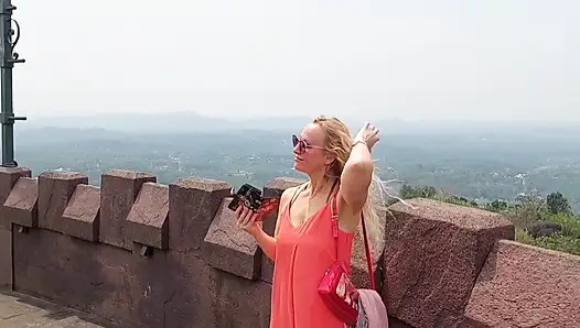 Schöne Blonde Reife Ehefrau Genießt Ihren Tag