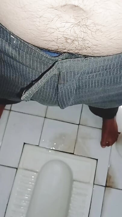 Pissing completions