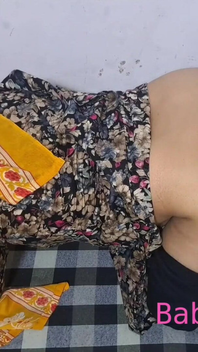 Desi Bhabi in Black Suit Blowjob Then Fuck | Clip 1