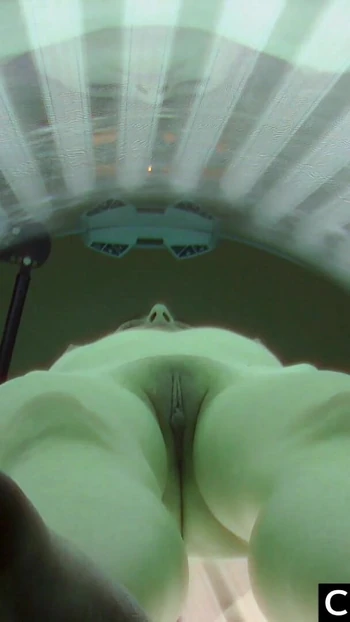 Jaw-dropping moment from "18 yo Girl came to Public Solarium with   Cams"