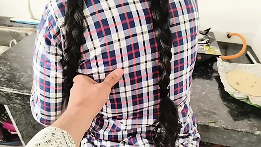 Hintli öğretmen öğrenci yeni seks videosu viral