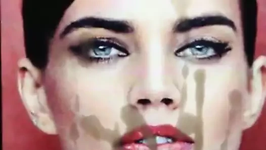 Rianne on haken cumtribute