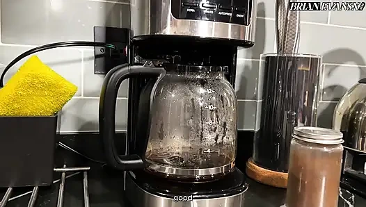 My stepsister can't cook and I feed her my dick - Naty Delgado & Brian Evansx