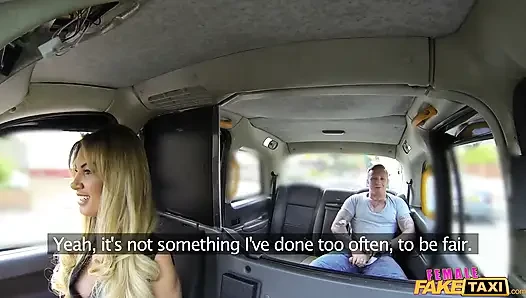 Female Fake Taxi - Tattooed Dude Gives Driver a Facial for a Fare