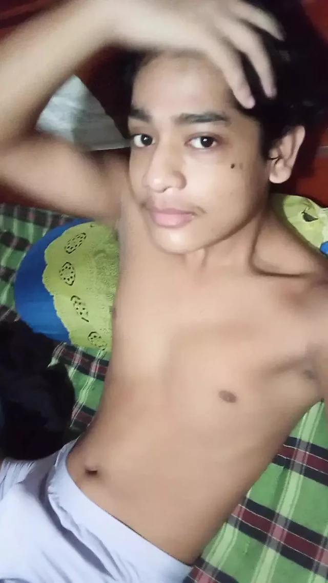 Romantic Solo Time Alone – Desi Girl’s Private Pleasure Moment