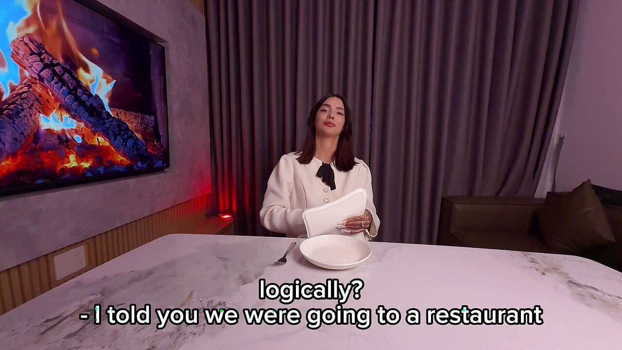 Sexy meisje kwam op een date, maar ze had geen geld