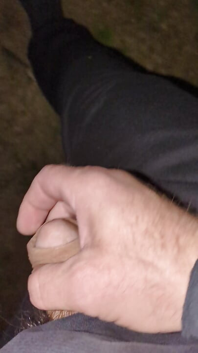 Jerk off Outdoors