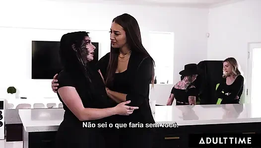 ADULT TIME - bella rolland gibt es auf, die muschi kostenlos zu benutzen, um Kira Noir bei öffentlichem wach zu benutzen! PORTUGIESISCHE UNTERTITEL