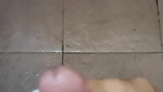 Yarağımı emmen için sana ihtiyacım var!