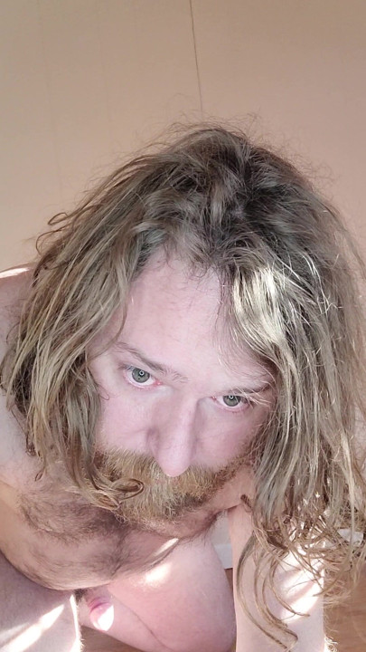Jonny Nightshade Masturbating