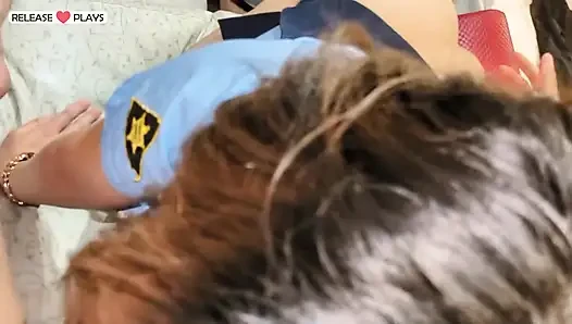 Petugas kantor pantat montok nyepong dildo dan dientot gaya doggy habis-habisan