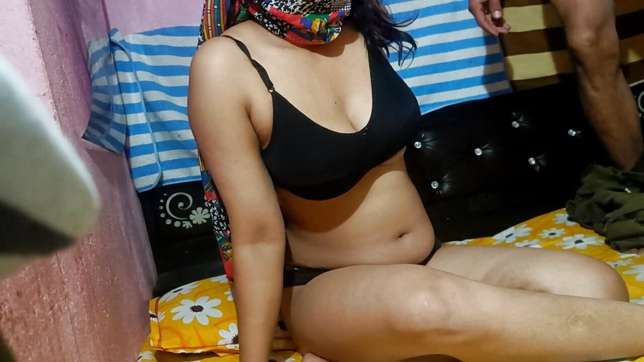 ravina Dixit full pussy sucking and riding dirty hindi show
