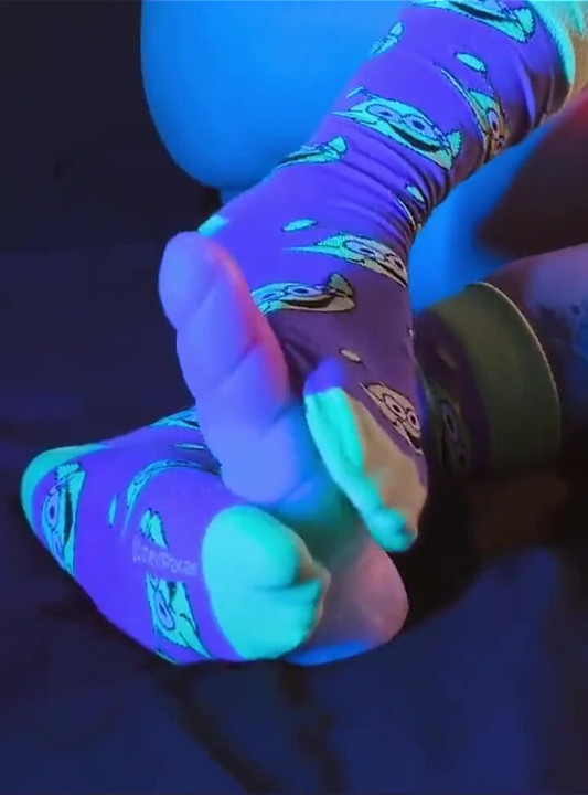 Slicking My Feet Nicely so They Slide in Nicely During a Footjob.