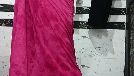 Priya si kakak ipar india lagi asik mandi