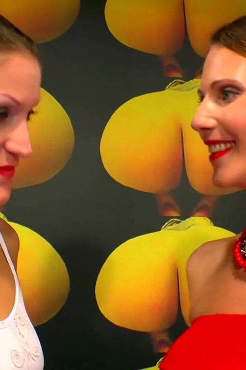 最好的德国 goo 女孩交换尿液和射精在约翰汤普森