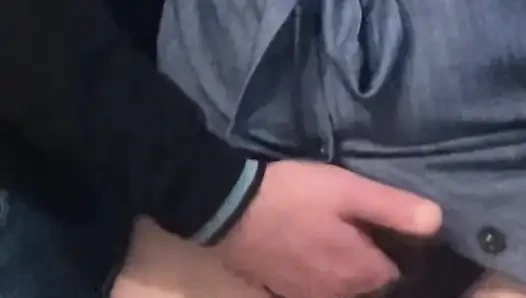 Omg!!! Грязные пальцы незнакомки натирали киску М
