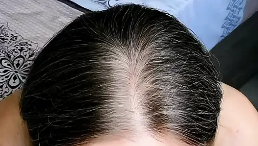 Üvey annenin yarağına ihtiyacı var ve seni baştan çıkarıyor. Bakış açısı rol yapma