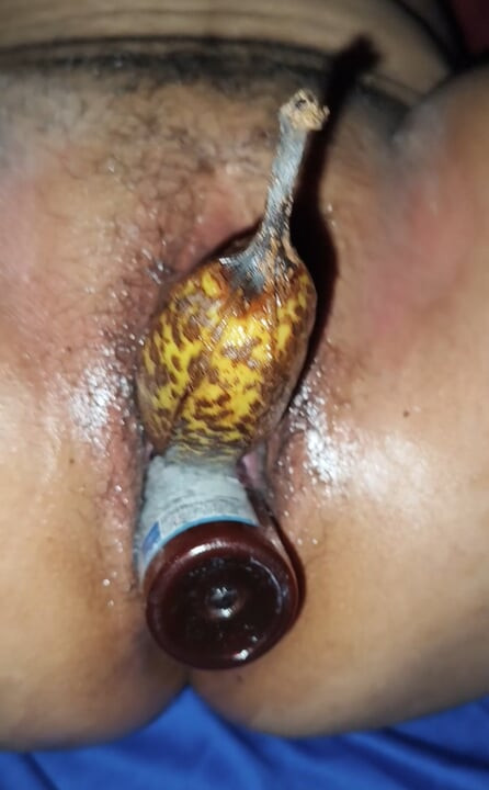 Pumped bananas and bottles into sister-in-law's pussy and fucked her a lot.
