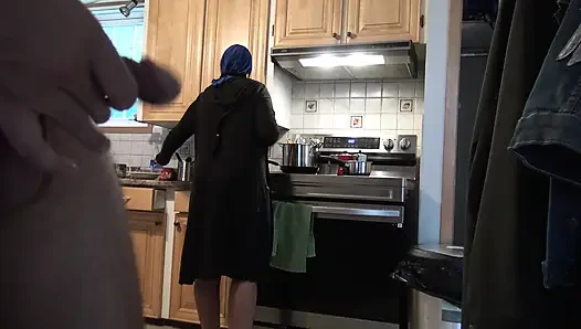 Моя лучшая жена фрейнда чуть не застукала меня за мастурбацией !!