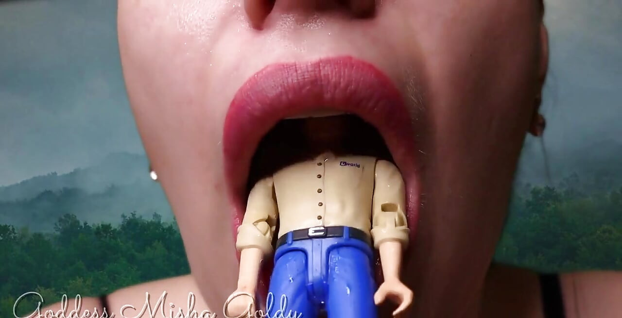 Powerful and Sexy Giantess Is Hungry, and Today Little Human Is My Slave! He Smells so Tasty! Did He Want to Be a Part