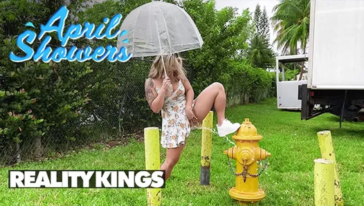 Misty Meaner Is Excited To Squirt All Over Dwayne And His Big Ten-Inch Cock - REALITY KINGS