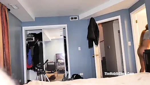 Полное видео.. Познакомься с сексуальной новенькой Балтимор Лапочка