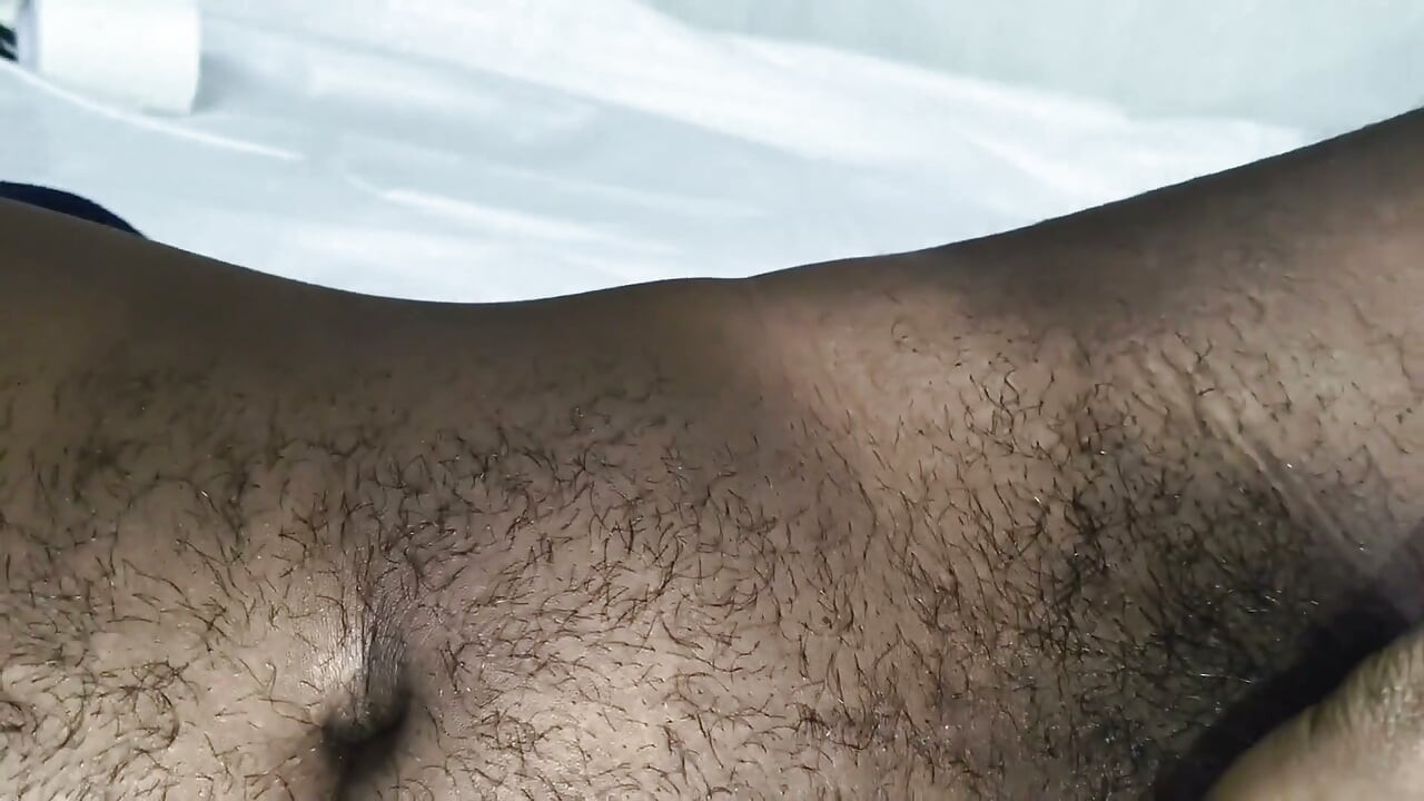 Salivando meu pau de choco twink