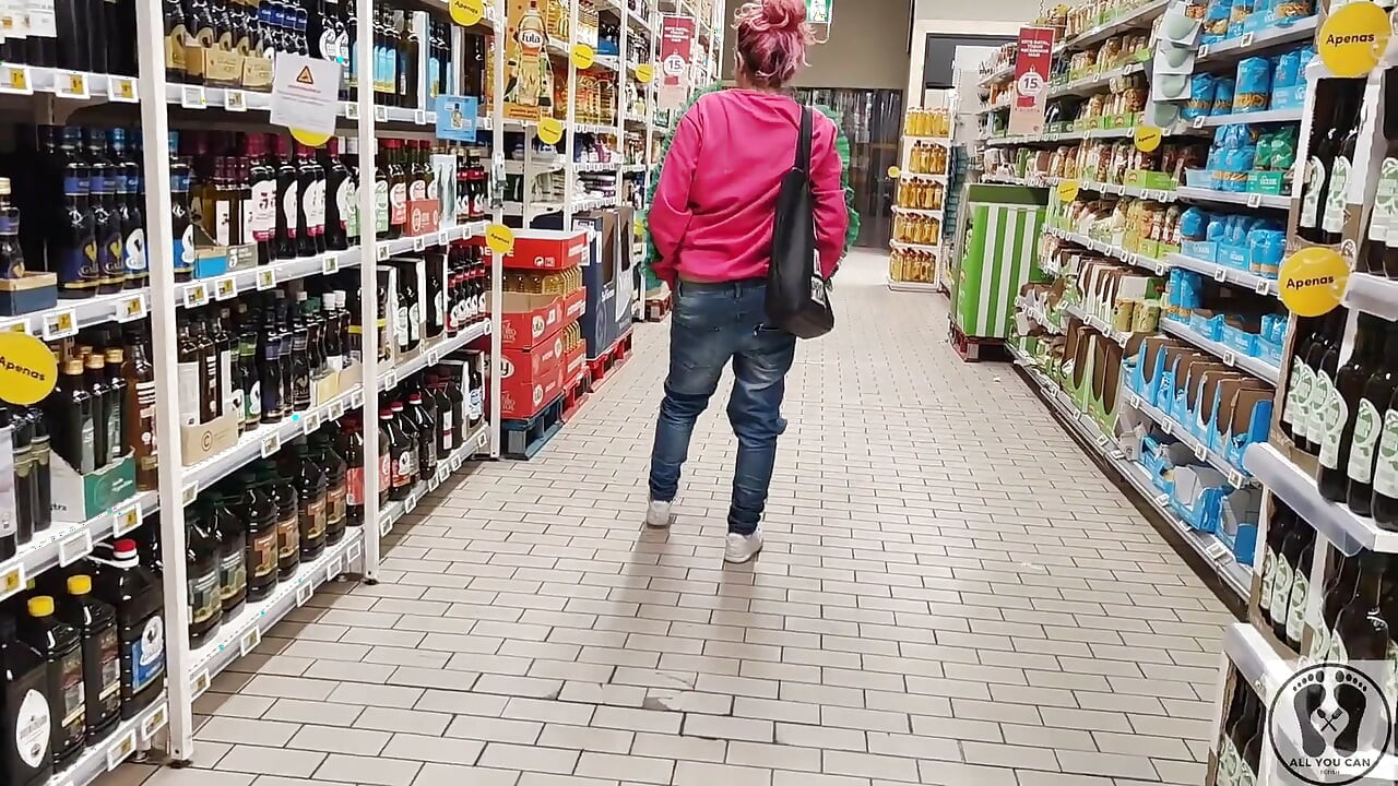 Crazy Rebeca Addams in Jeans Buttcrack at the Supermarket