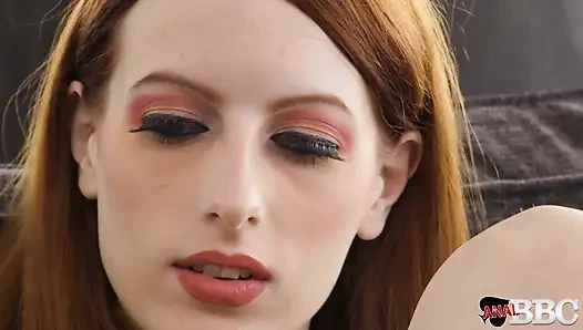 Alexa Nova'nın minyon kızıl saçlı vücudu Prens Yahshua'nın canavar yarağı tarafından mahvediliyor