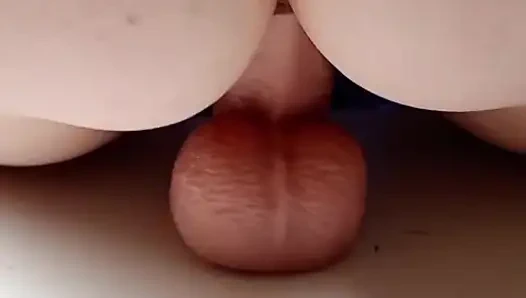 Ngentot memek lubang besar itu