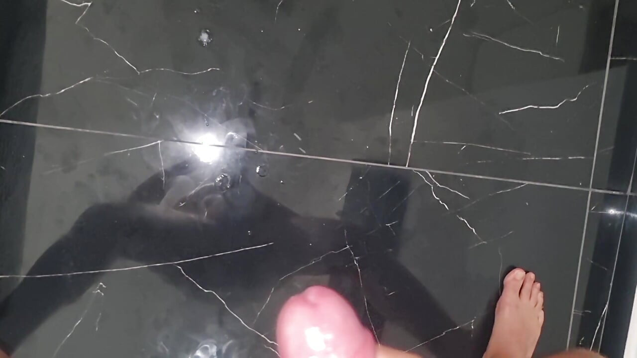 MELALUI DIRIKU SENDIRI | Handjob mani muncrat terbaik yang pernah ada - kontol besar close-up - erangan - jari di pantat - air mani tebal panas