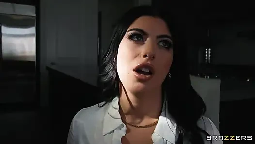 Brazzers - ein stück des kuchens schleichen