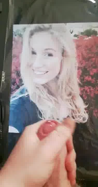 Nicole cum tribute
