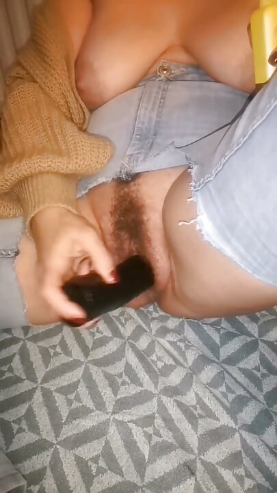 I Fuck My Pumped up Pussy in Blue Jeans for You