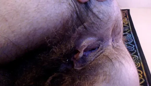 Hairy Squirt And Close-up Drip Dry