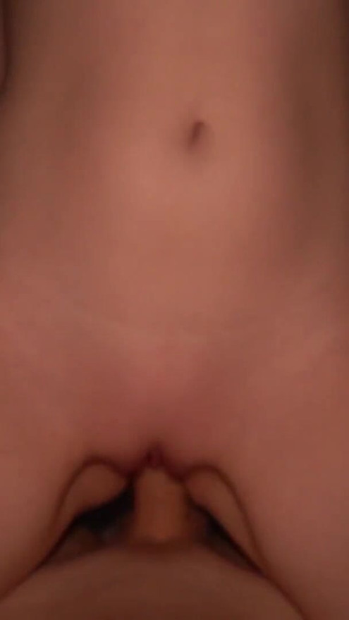 stepsister decided to visit her stepbrother at night - double cumshot | Clip 1