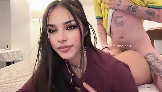 -Hei-apakah Anda Oke? - Nah, kamu teman ibuku, maaf aku tidak bisa menyetubuhimu!