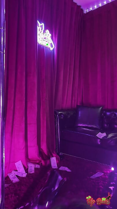 Vertical: Vip Room Ep.7: Sexy Stripper Penelope Loves to Please