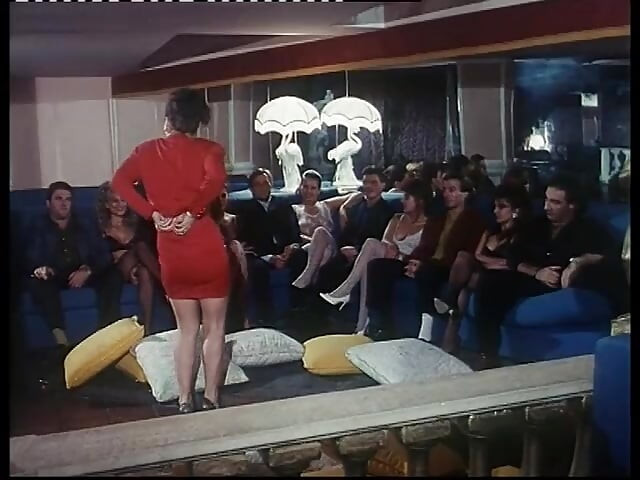 Foda quente entre meninas procurando pau, mas também para buceta!